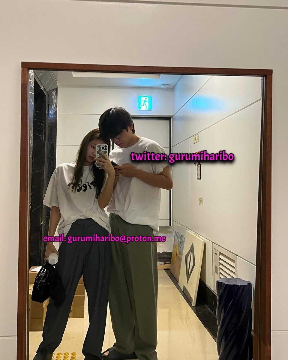 Jennie、V合照