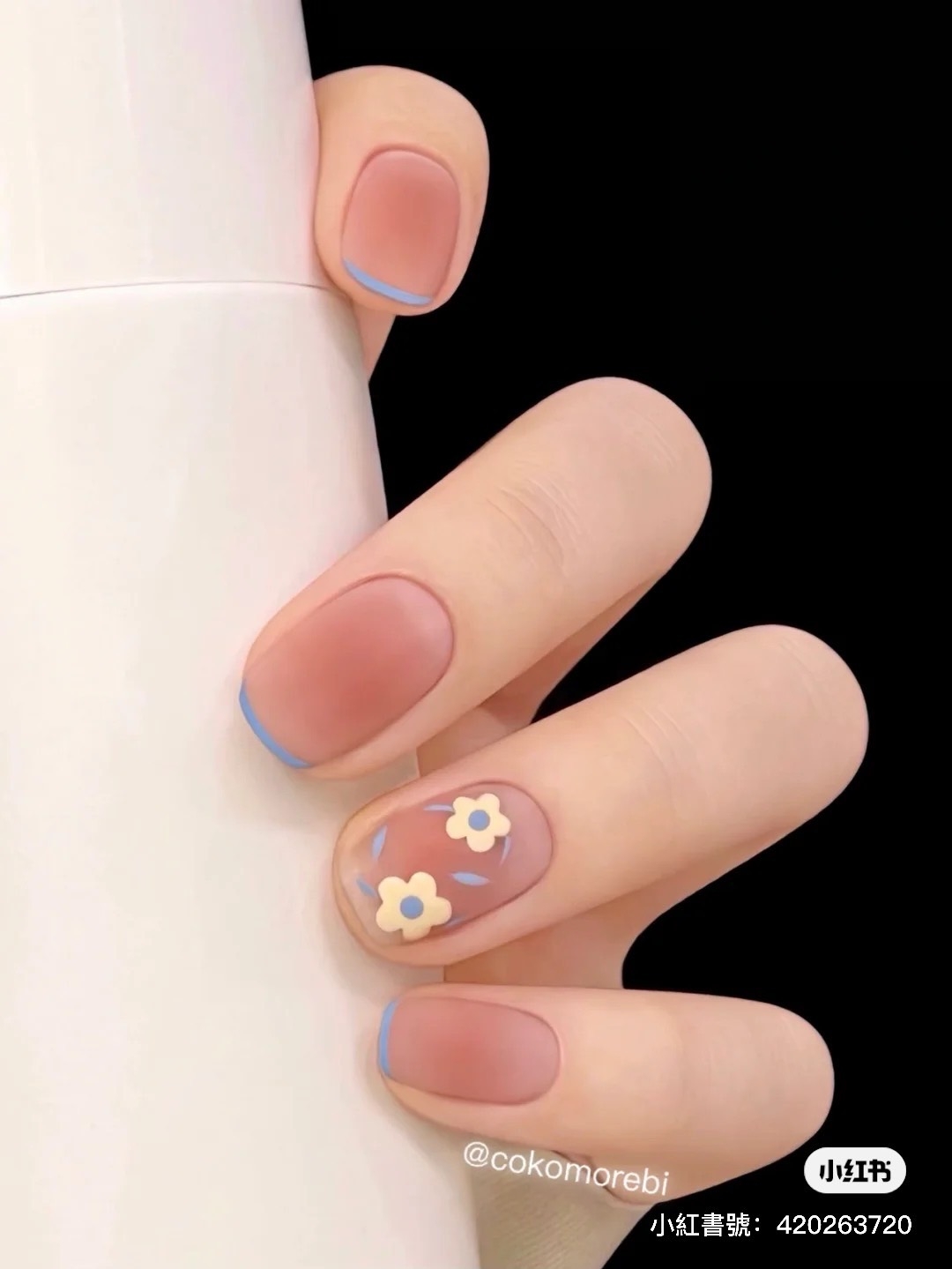 小紅書@cokomorebi 
