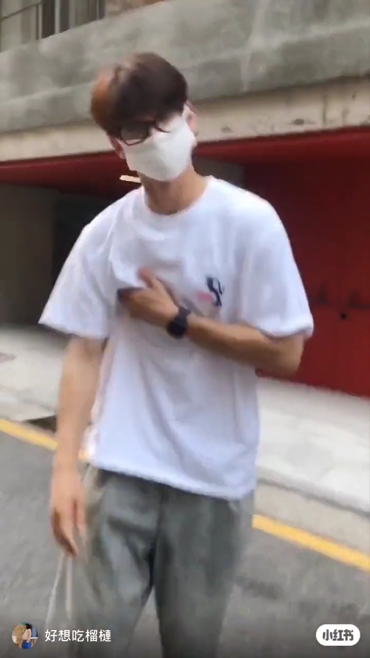 網友路邊巧遇車銀優