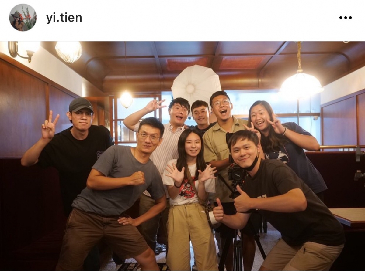 她曝光本名是錢逸恬