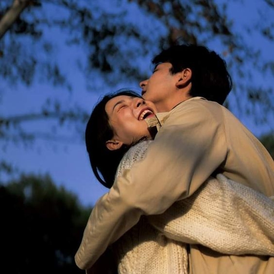 抱抱可以穩定情緒