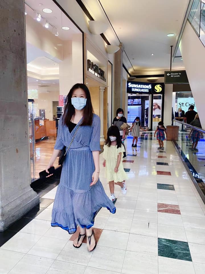 梁又琳身形高挑修長