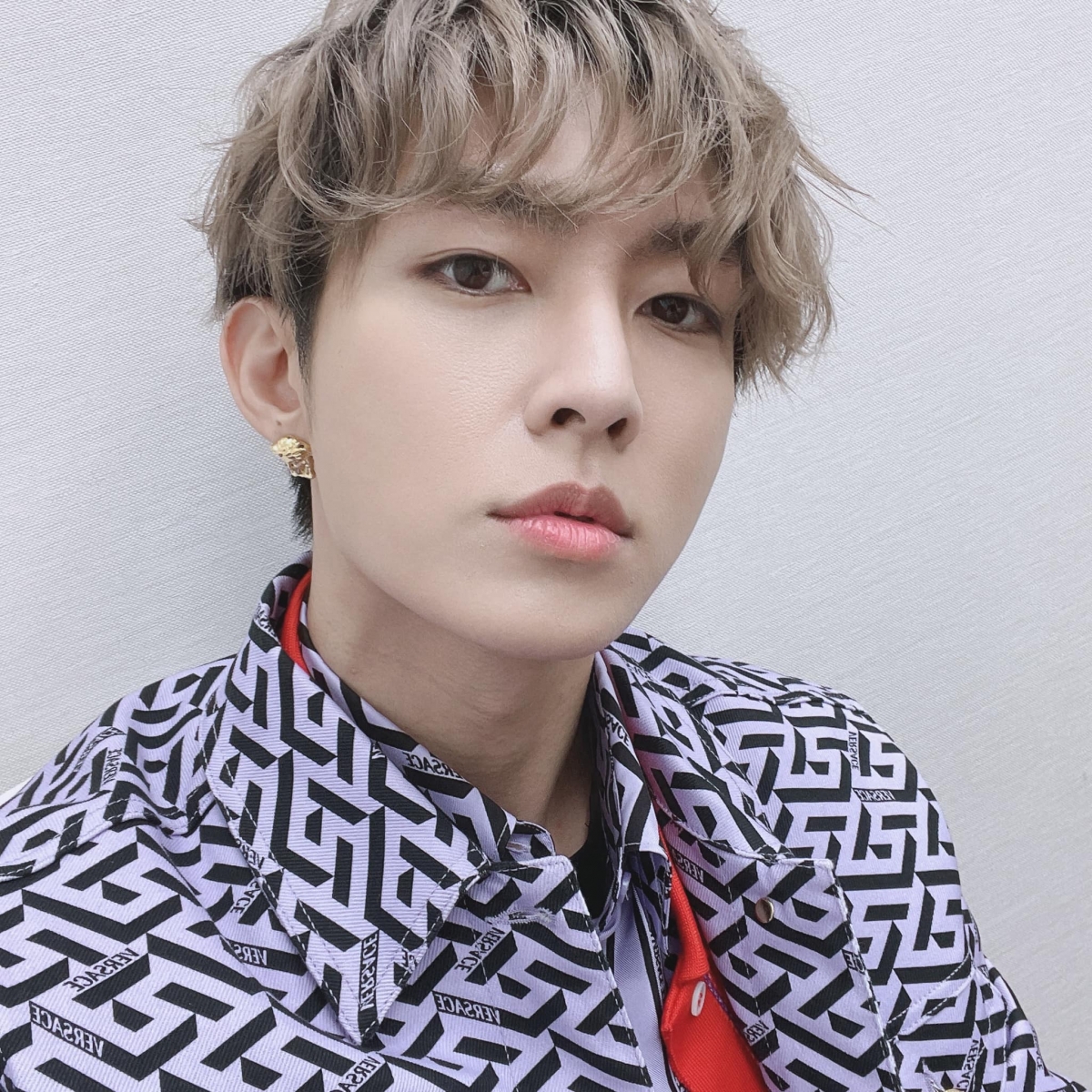 炎亞綸單飛之後,在台灣演藝事業發展越來越旺