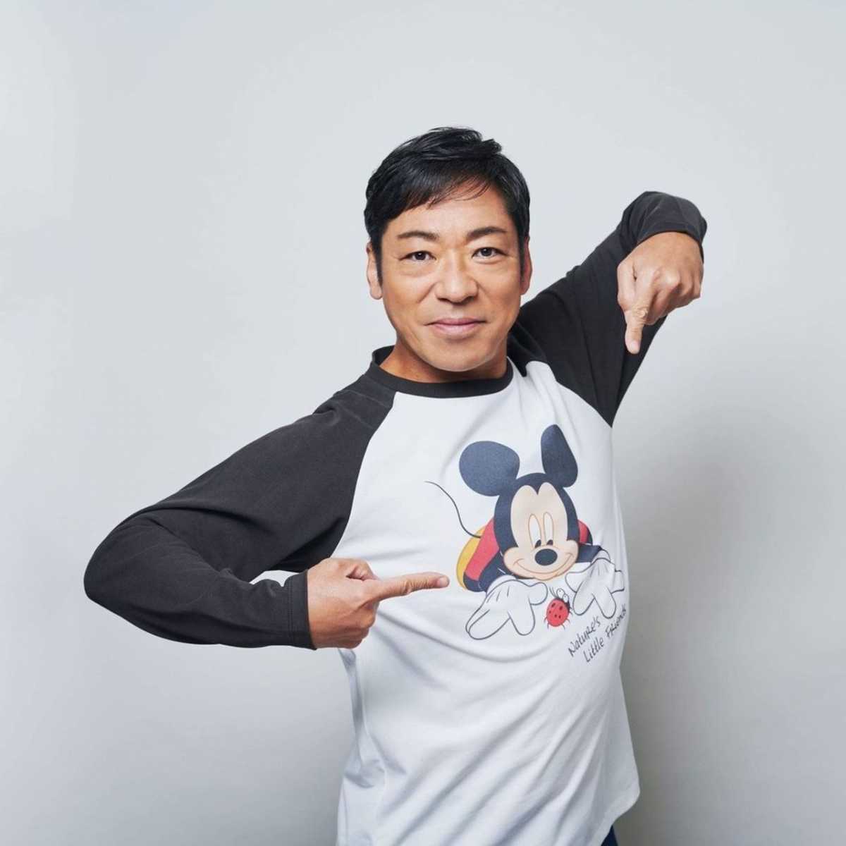 期間香川照之持續在銀幕前維持陽光形象