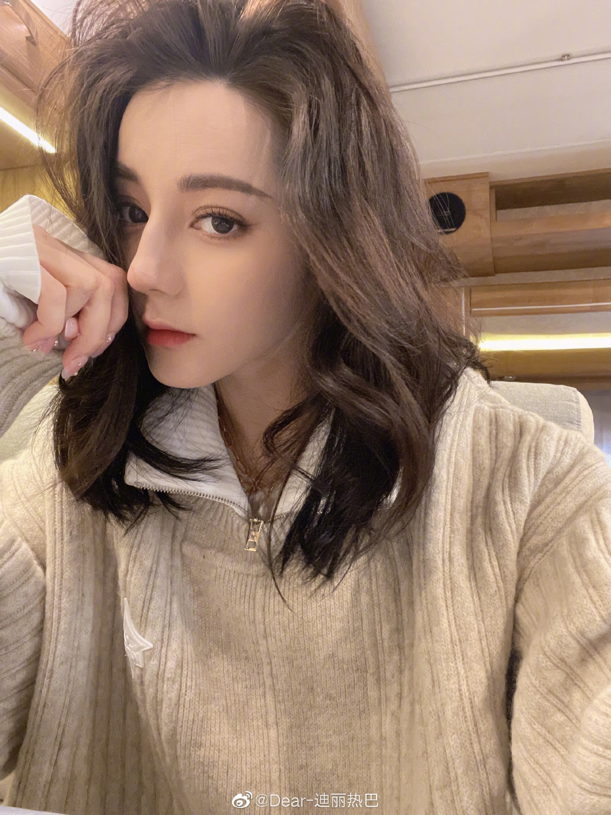 迪麗熱巴高EQ回應酸民掀熱議
