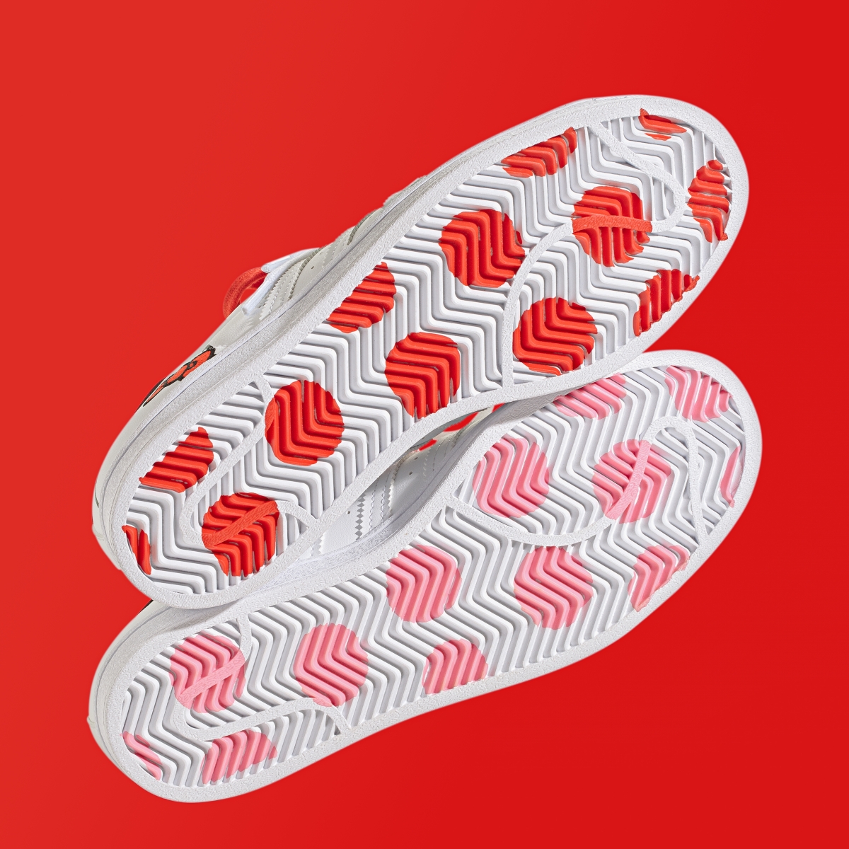 adidas Originals X Hello Kitty SUPERSTAR W，NT＄3,890