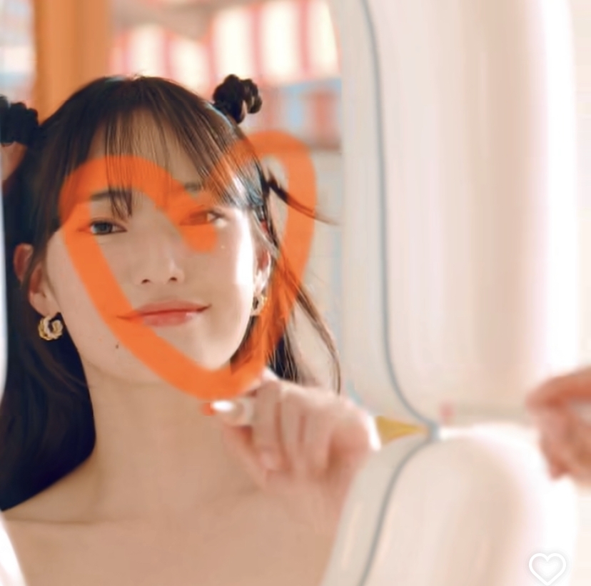 怡賢當VDL彩妝模特兒