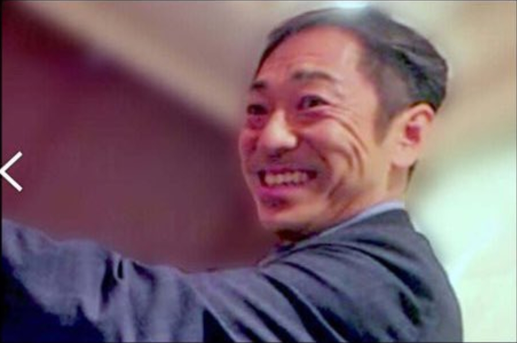香川照之的笑容令人毛骨悚然