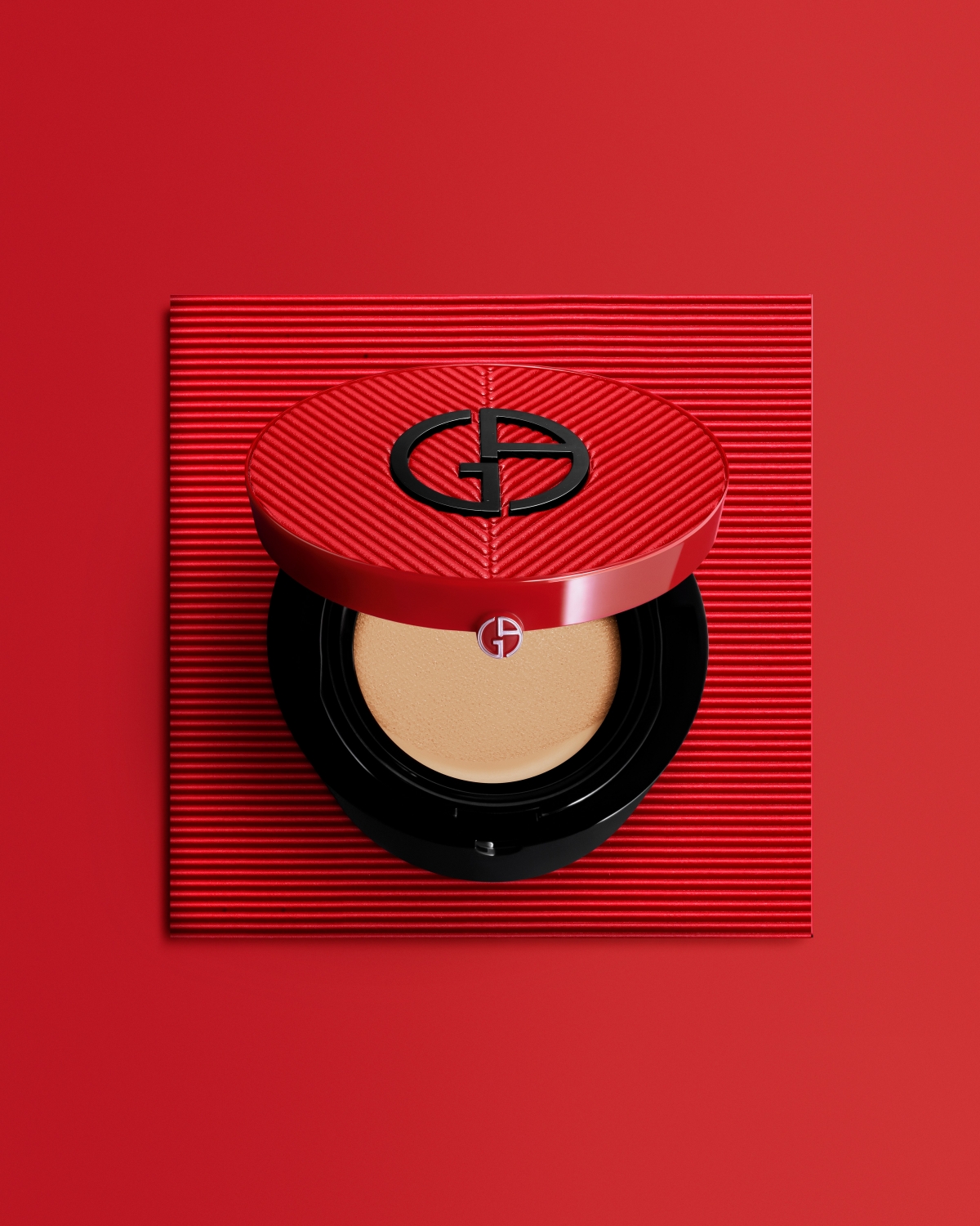 亞曼尼 完美絲絨持久氣墊粉餅#全新斜紋紅NT$3300