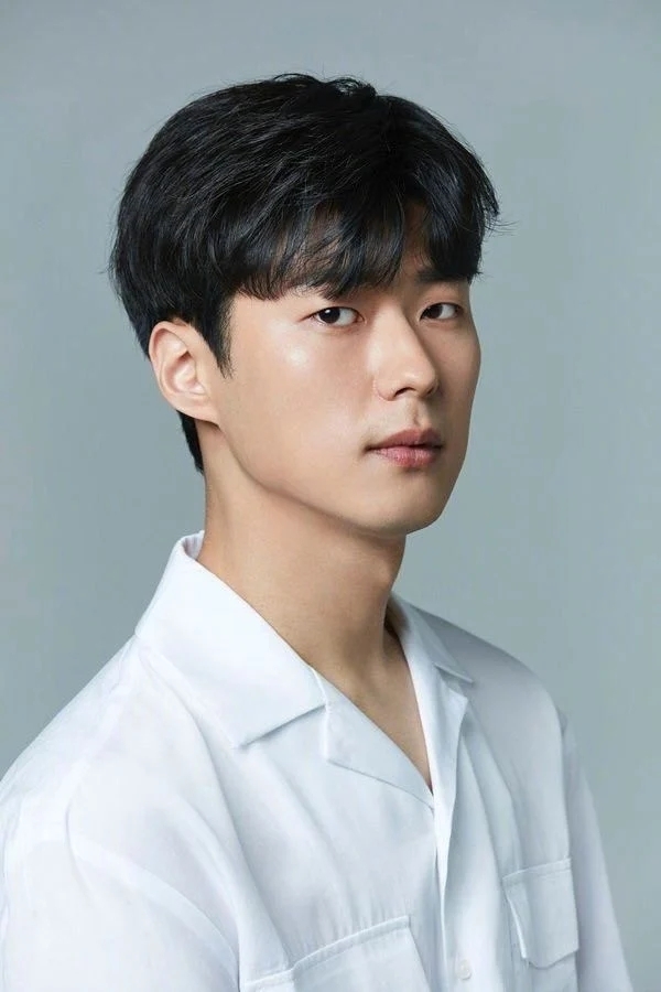 演員安東九有望出演男二「河道允」