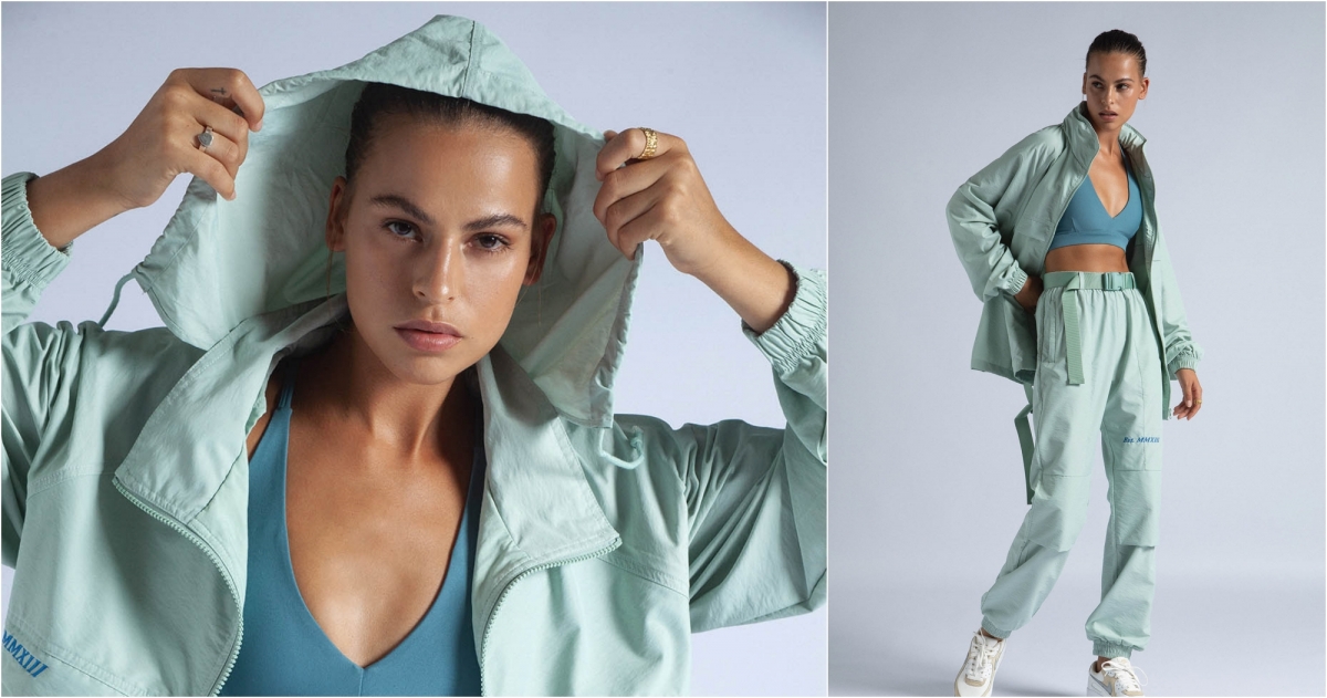 THE FIRST BASE 水藍防潑水風衣外套，NT$9,380