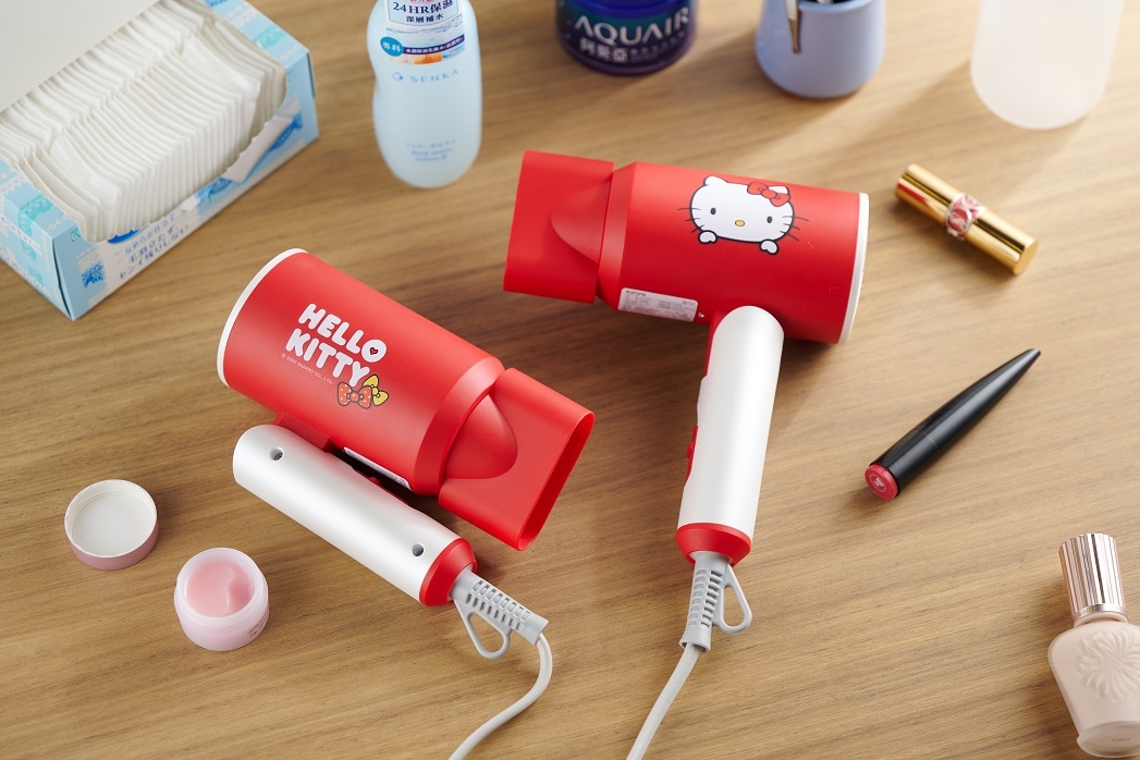 Hello Kitty陶瓷負離子摺疊吹風機
