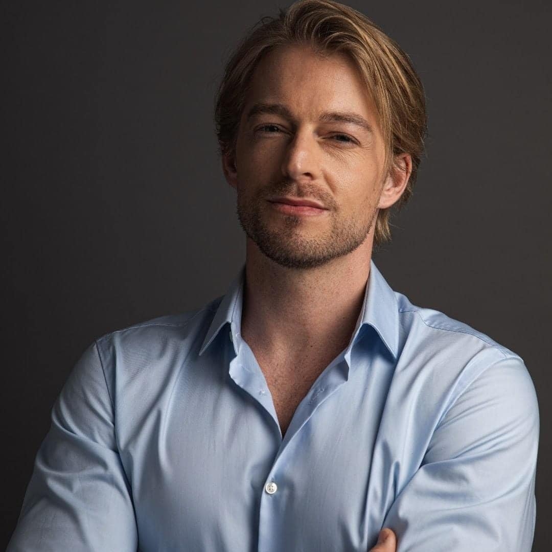 法國男星法比歐是現今知名模特兒、演員與節目主持