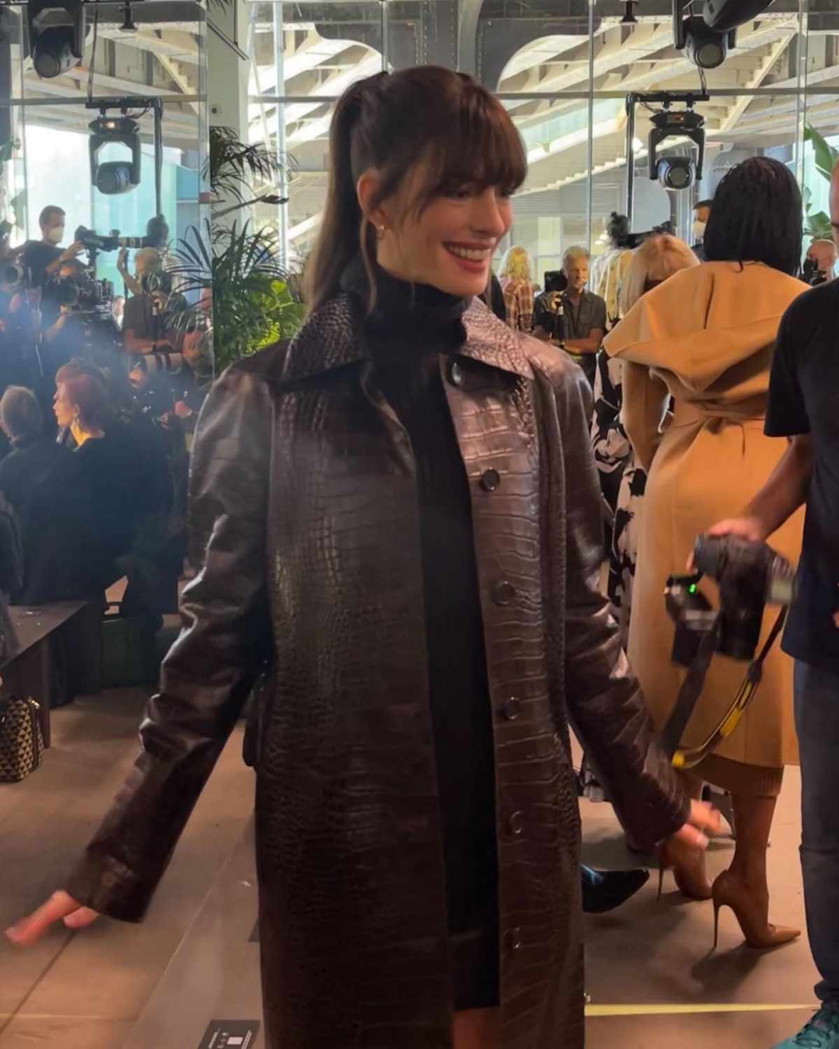 安海瑟薇造型獲得一面倒的好評