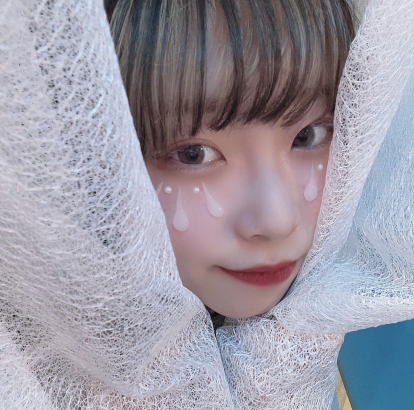 熱熔膠不建議使用在皮膚上