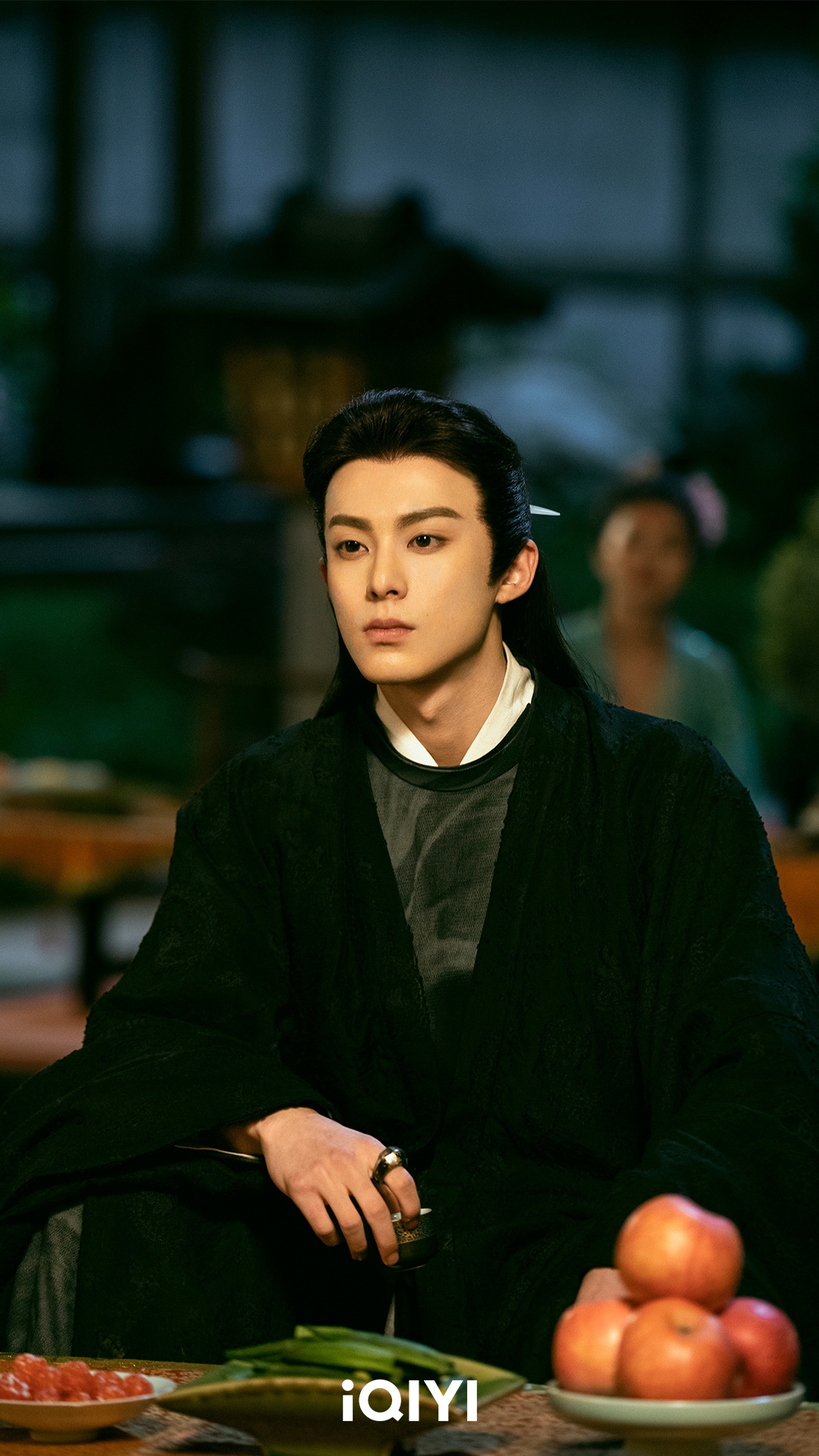 王鶴棣憑著《蒼蘭訣》東方青蒼一角再創事業巔峰,微博流量暴增千萬到癱瘓