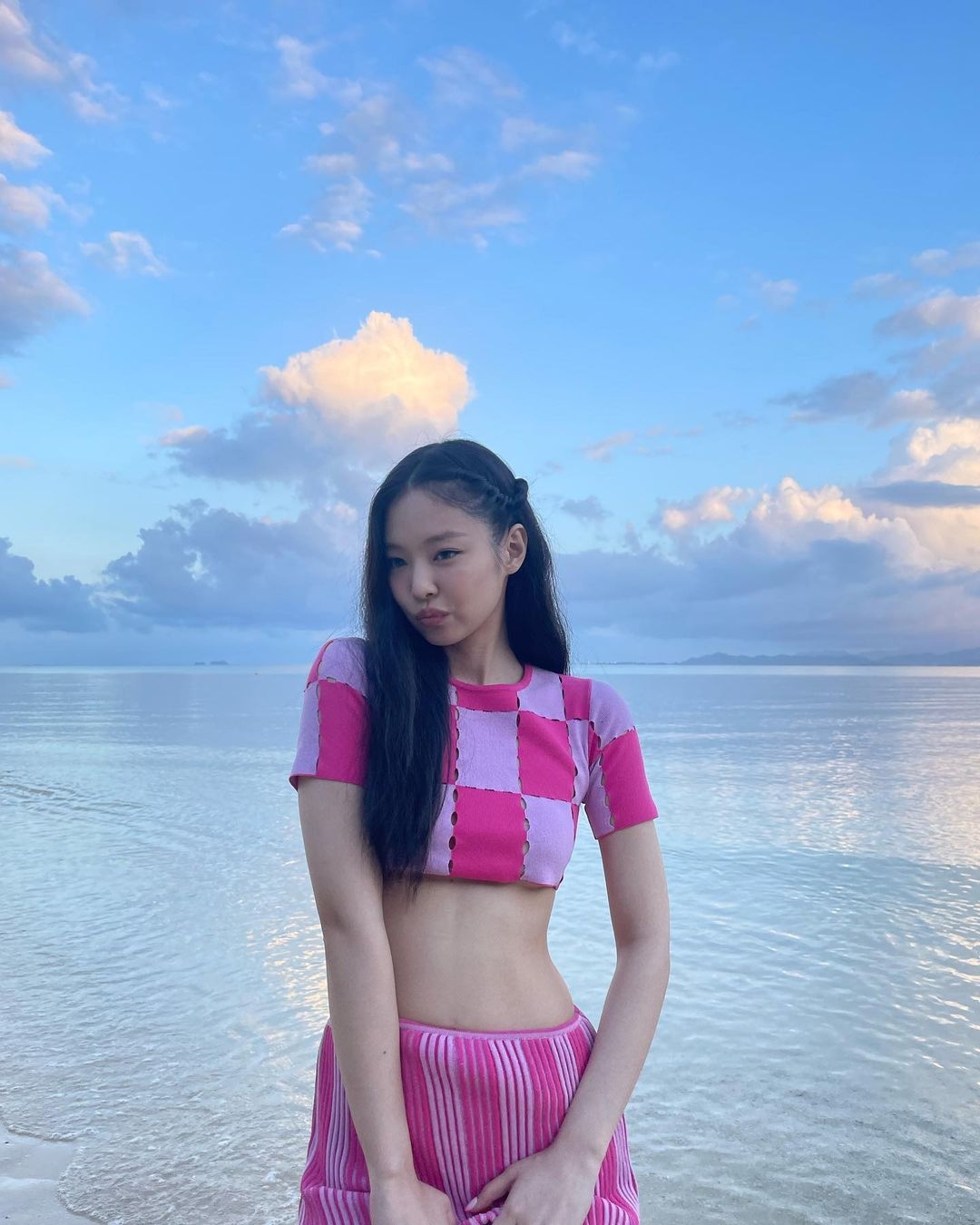 IG@jennierubyjane