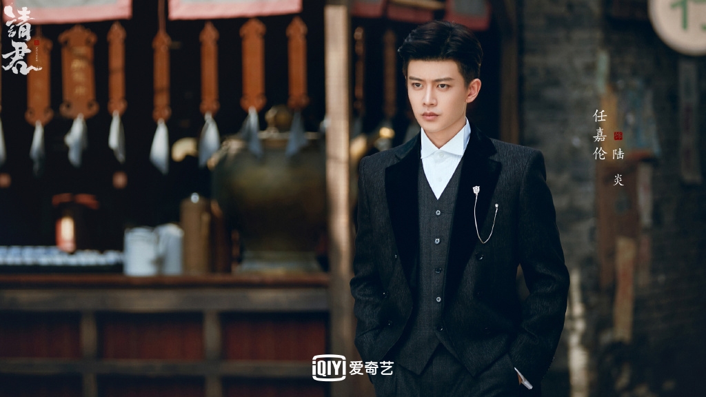 任嘉倫現在是炙手可熱的中國一線小生,看過《周生如故》和《一生一世》很難不被他圈粉。
