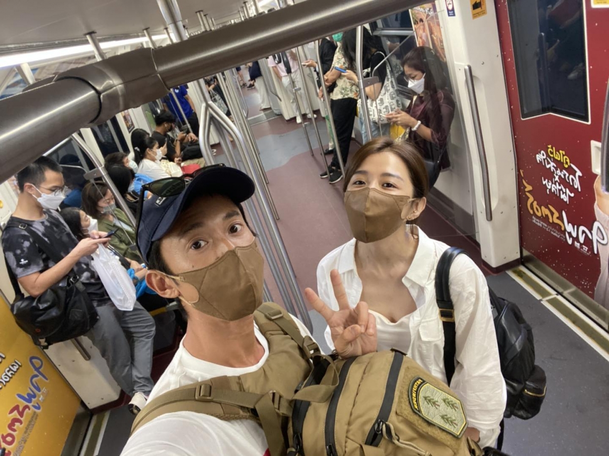 吳慷仁、邵雨薇一同到泰國旅遊