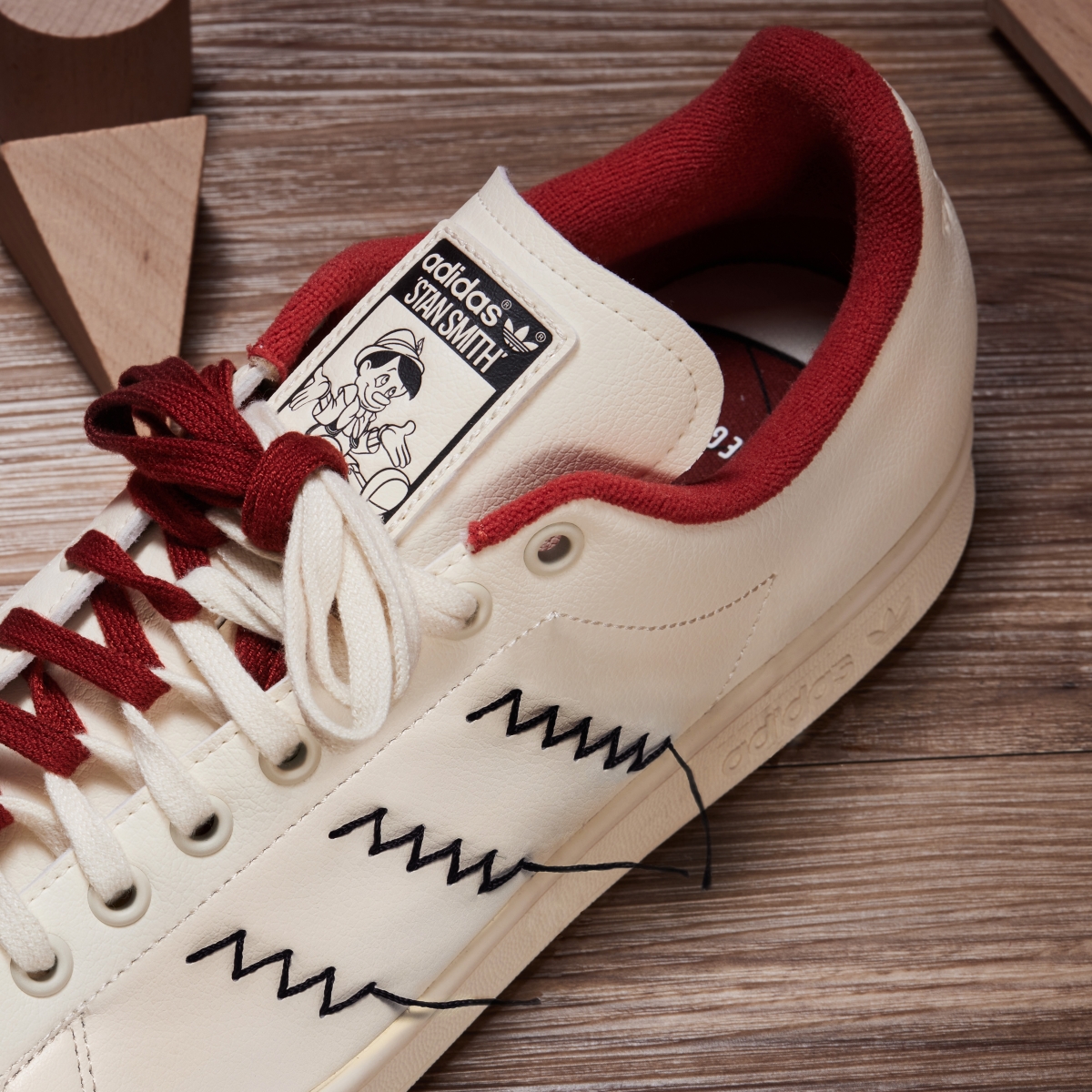 adidas Originals X Disney Stan Smith 皮諾丘 Pinocchio 鞋款，NT$3,690