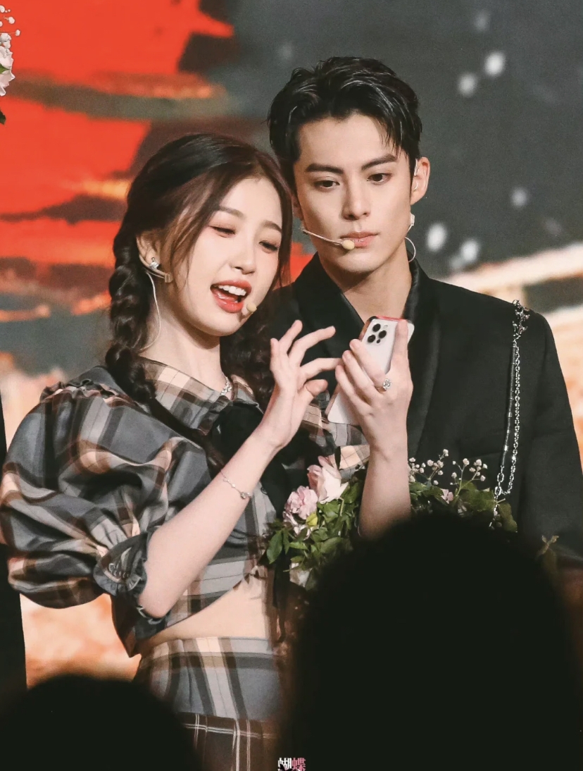 虞書欣、王鶴棣「棣欣引力」CP互動掀關注