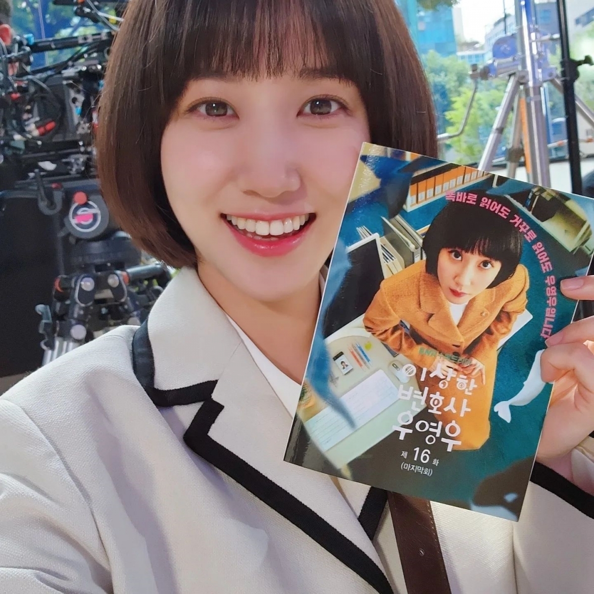 朴恩斌以「英禑式短髮」讓人印象深刻