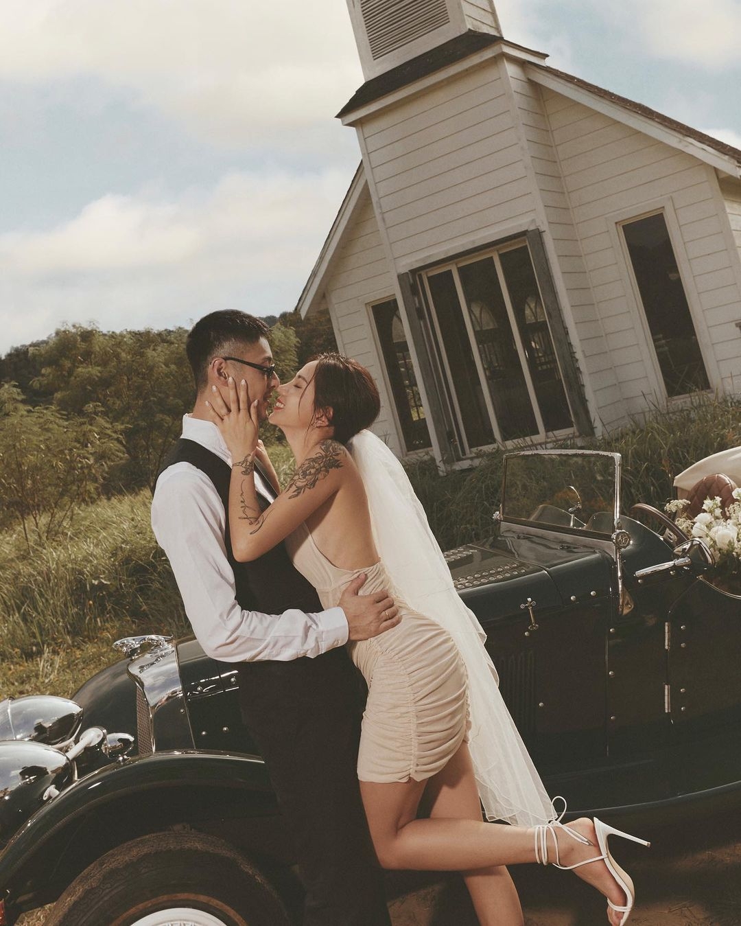 陳艾琳、顏庭笙婚紗照