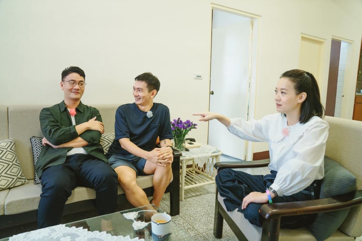 曾寶儀鼓勵阿翰拍金鐘影片