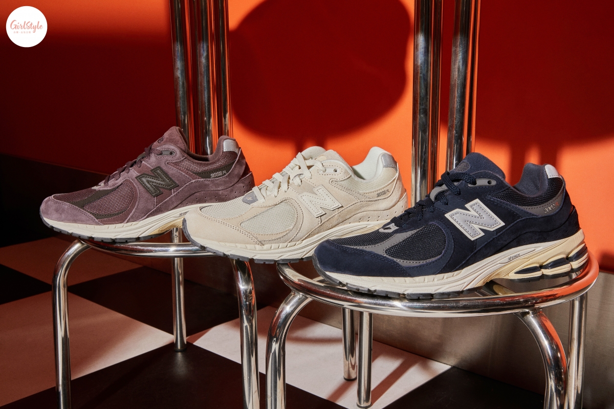 型號左到右：M2002RCD、M2002RCC、M2002RCA。價格$4680。