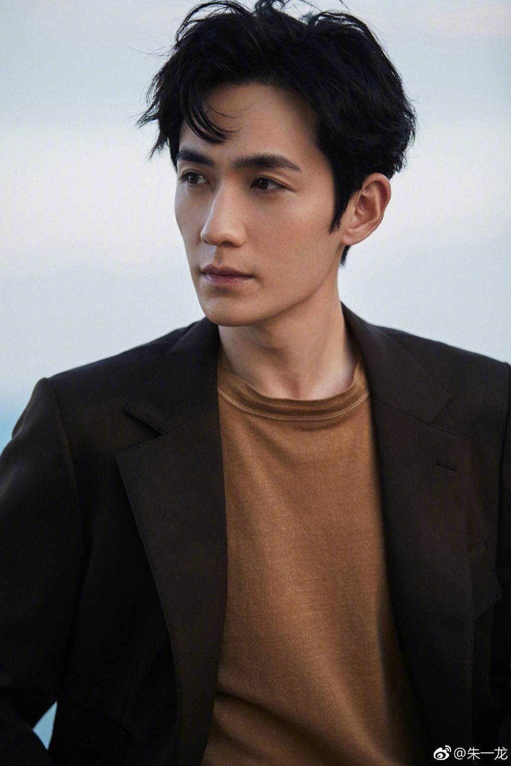 霸榜Netflix《人生大事》朱一龍超催淚,《知否》演活京城第一美男