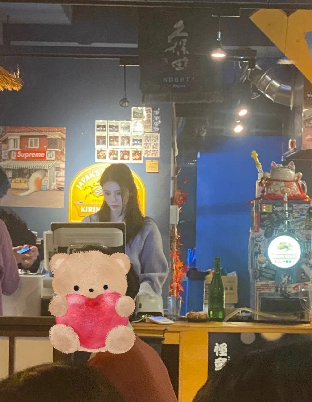 韓韶禧認真工作模樣被粉絲拍下