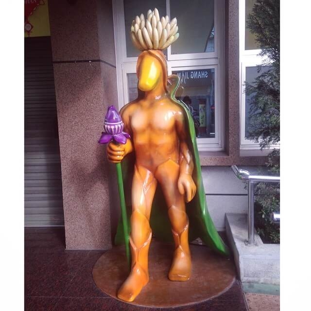 金蕉人看起來有點詭異