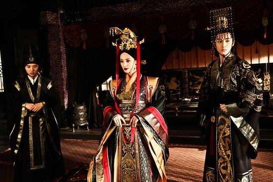 朱一龍在《羋月傳》飾演的嬴稷，是秦國在位期間最長的大王。