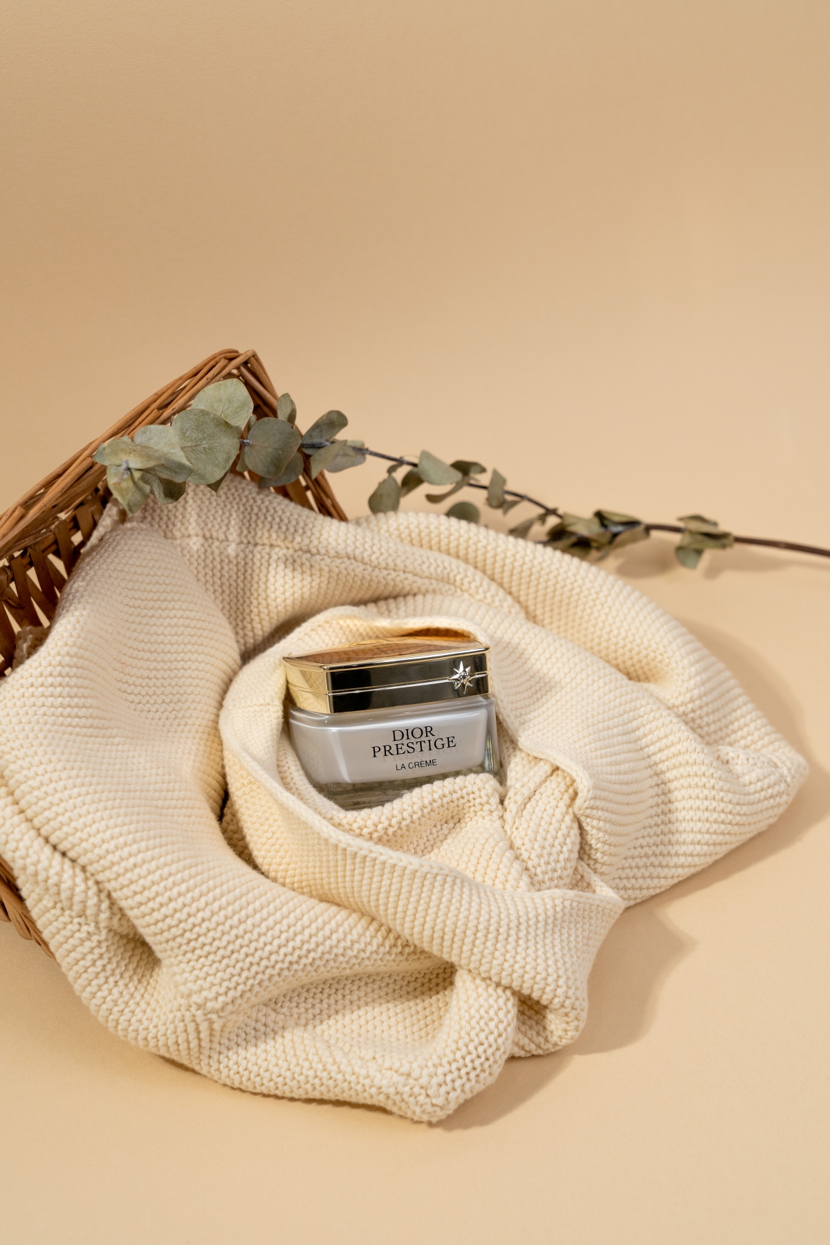 迪奧 精萃再生玫瑰賦活乳霜50ml,NT$14,000