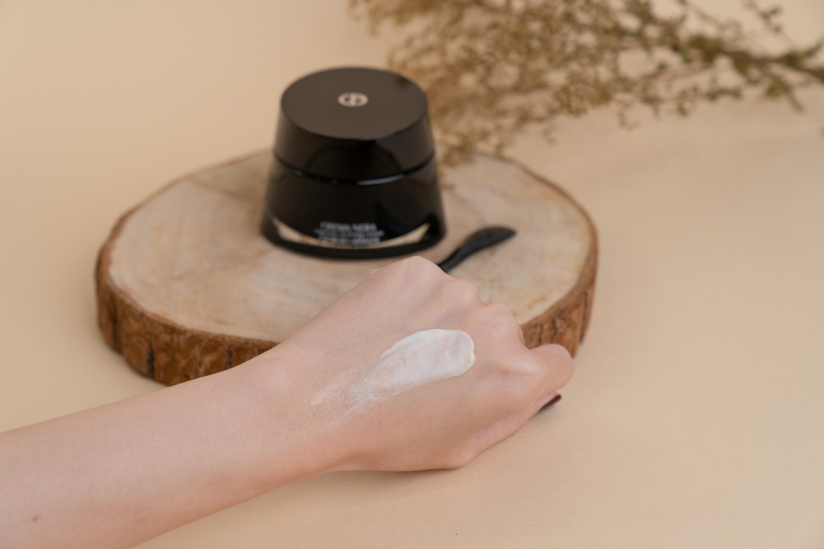 亞曼尼 黑曜岩新生奇蹟乳霜50ml,NT$15,800