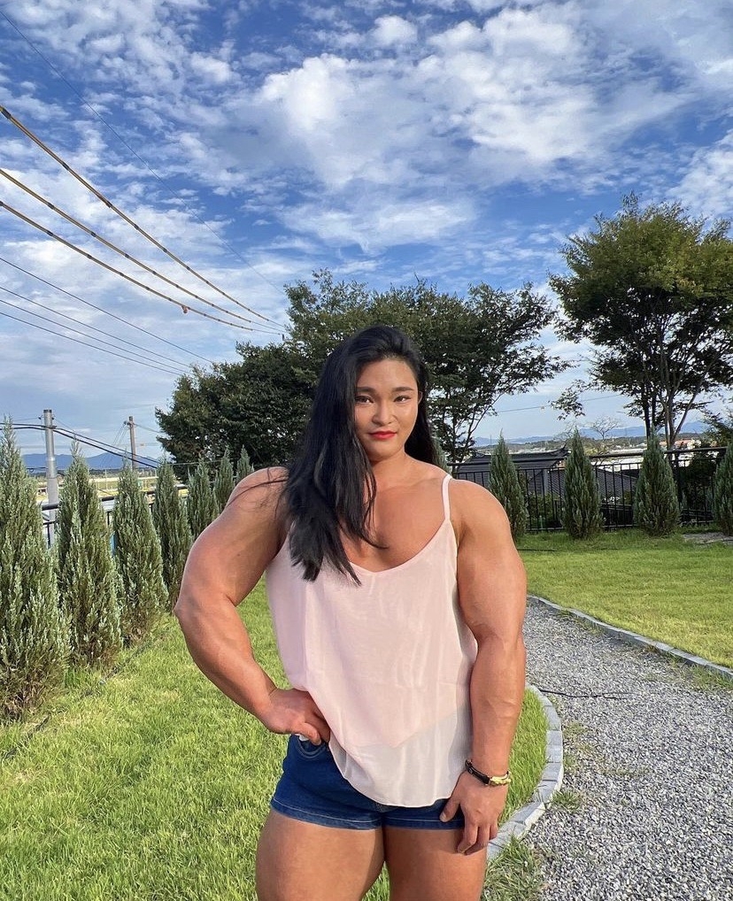 姜恩熙時常展現傲人身材
