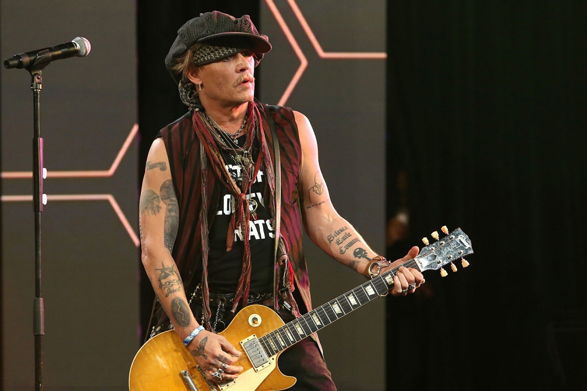 強尼戴普曾組過樂團