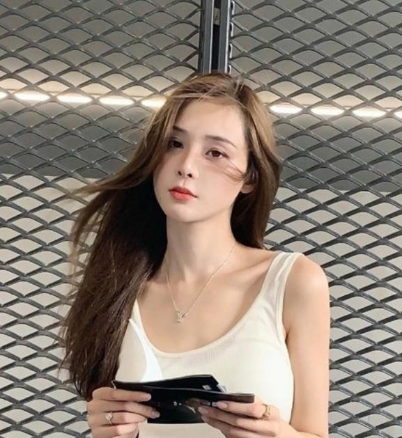 張穎穎和汪小菲的關係撲朔迷離