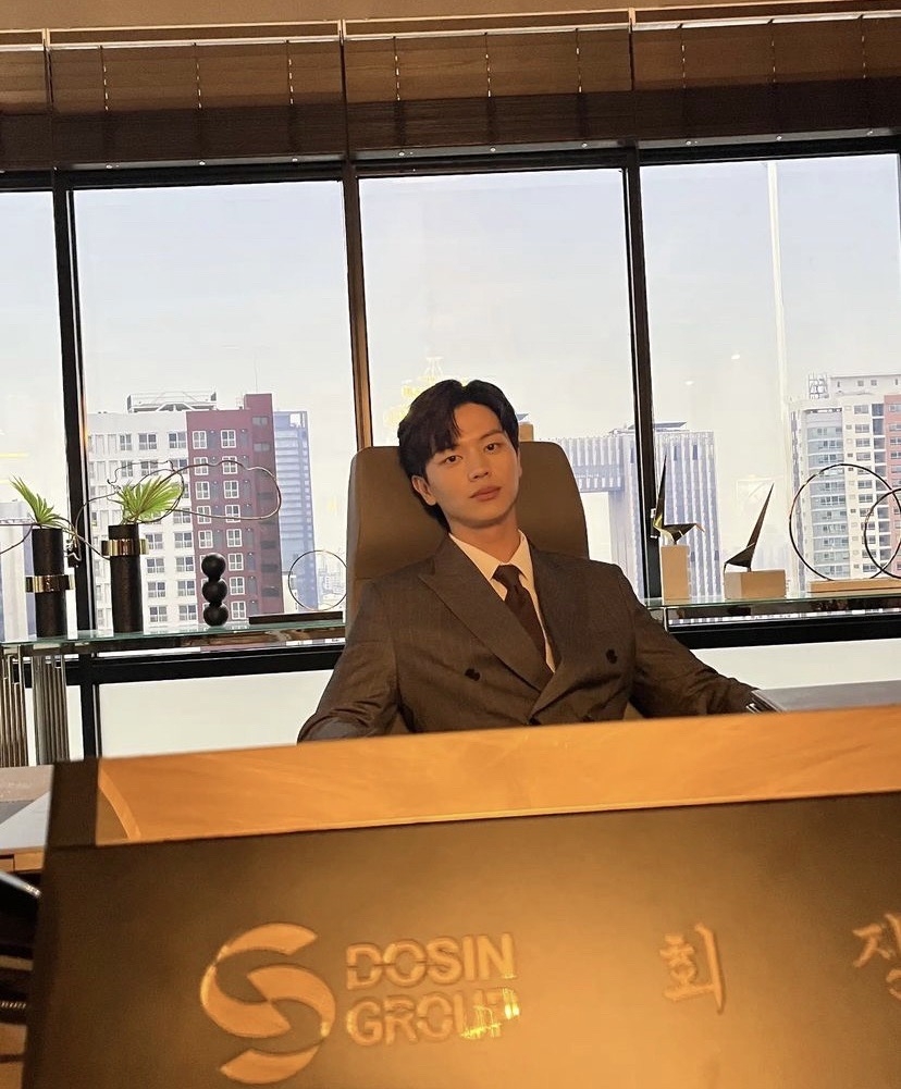 陸星材是現實版富二代