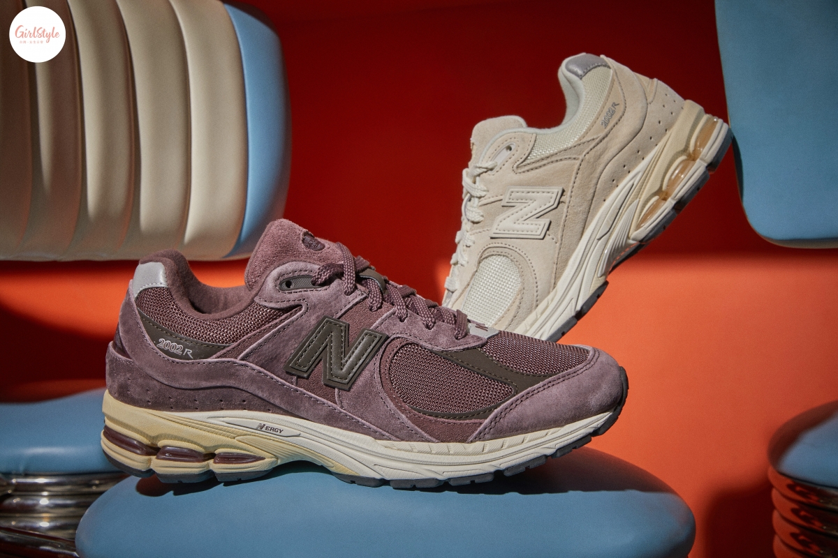 型號左到右：M2002RCD、M2002RCC。價格$4680。