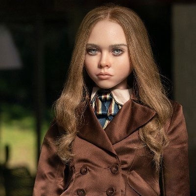 國外網友認為AI鬼娃神似史嘉蕾喬韓森