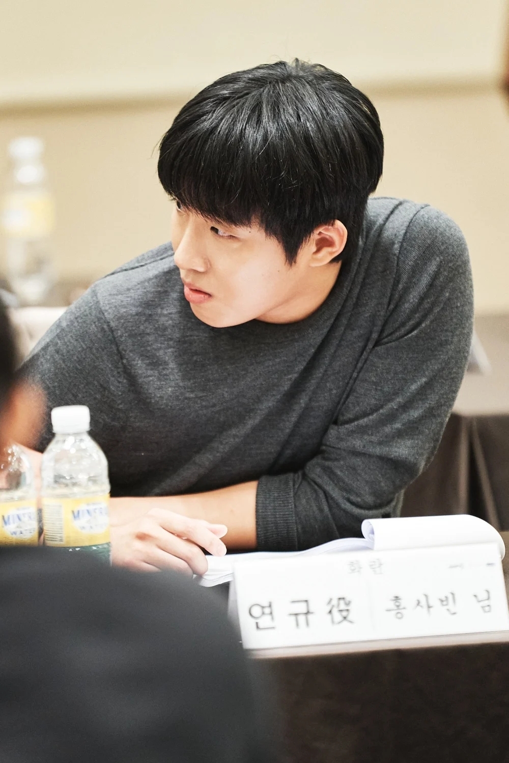 洪思彬飾演18歲少年「金延圭」