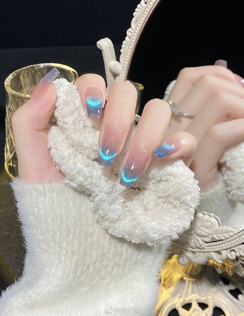 宛如夜光一樣夢幻