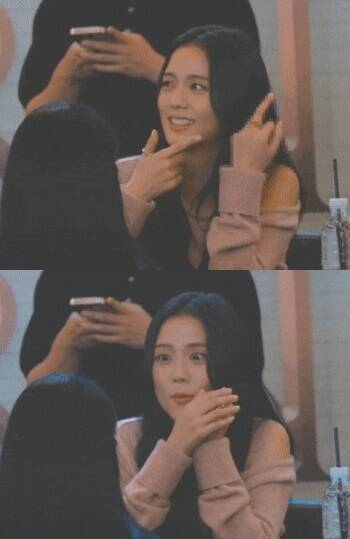 Jisoo原本只是想展示戒指