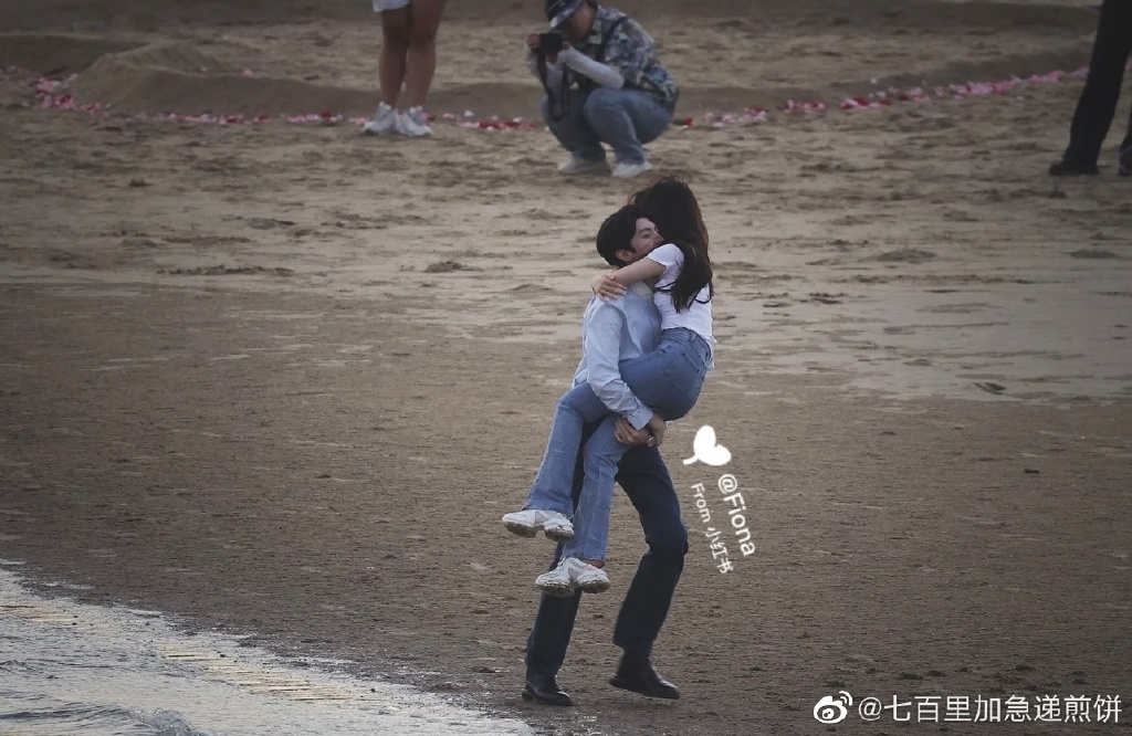 偷偷藏不住趙露思與陳哲遠路透照