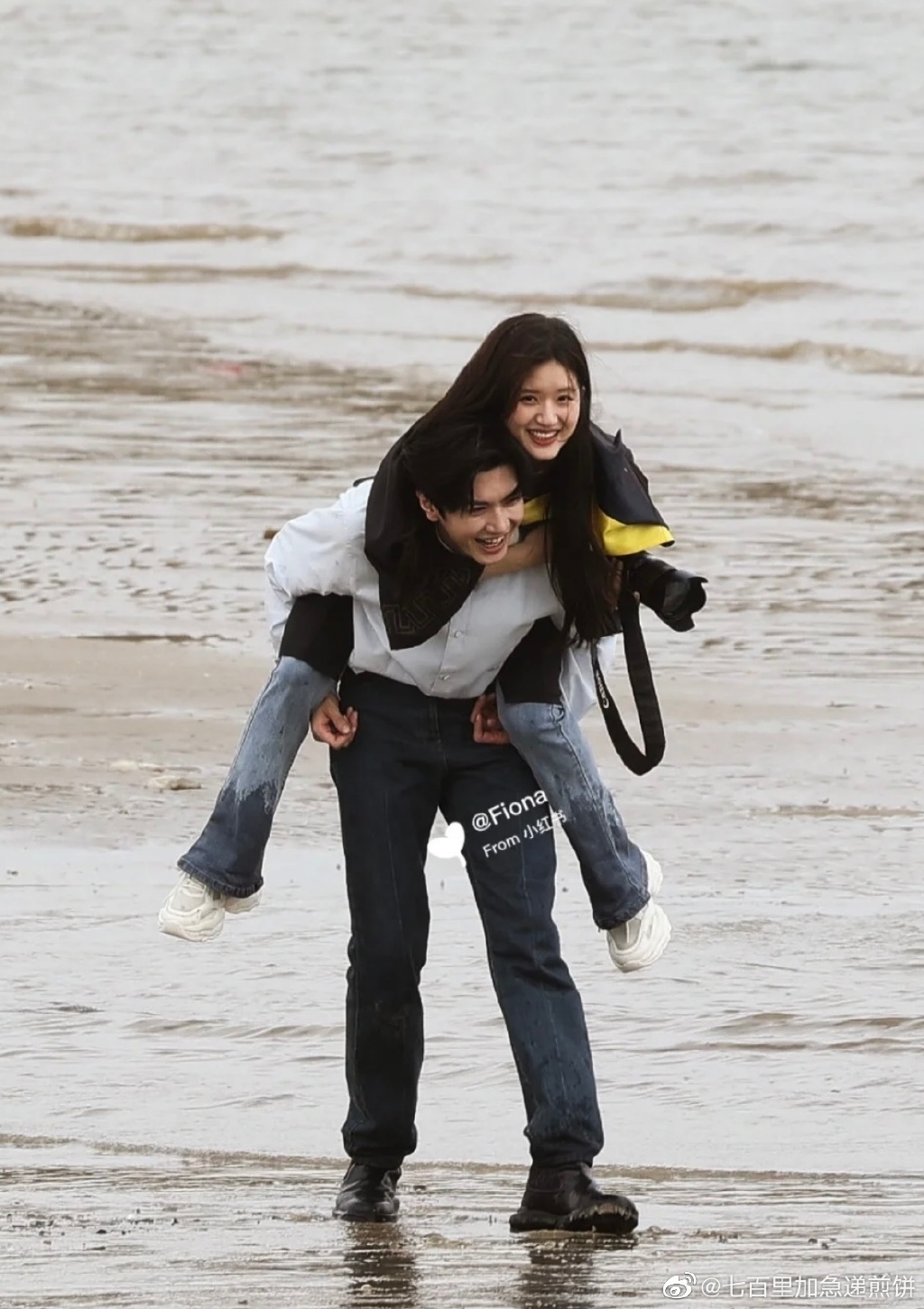 偷偷藏不住趙露思與陳哲遠路透照