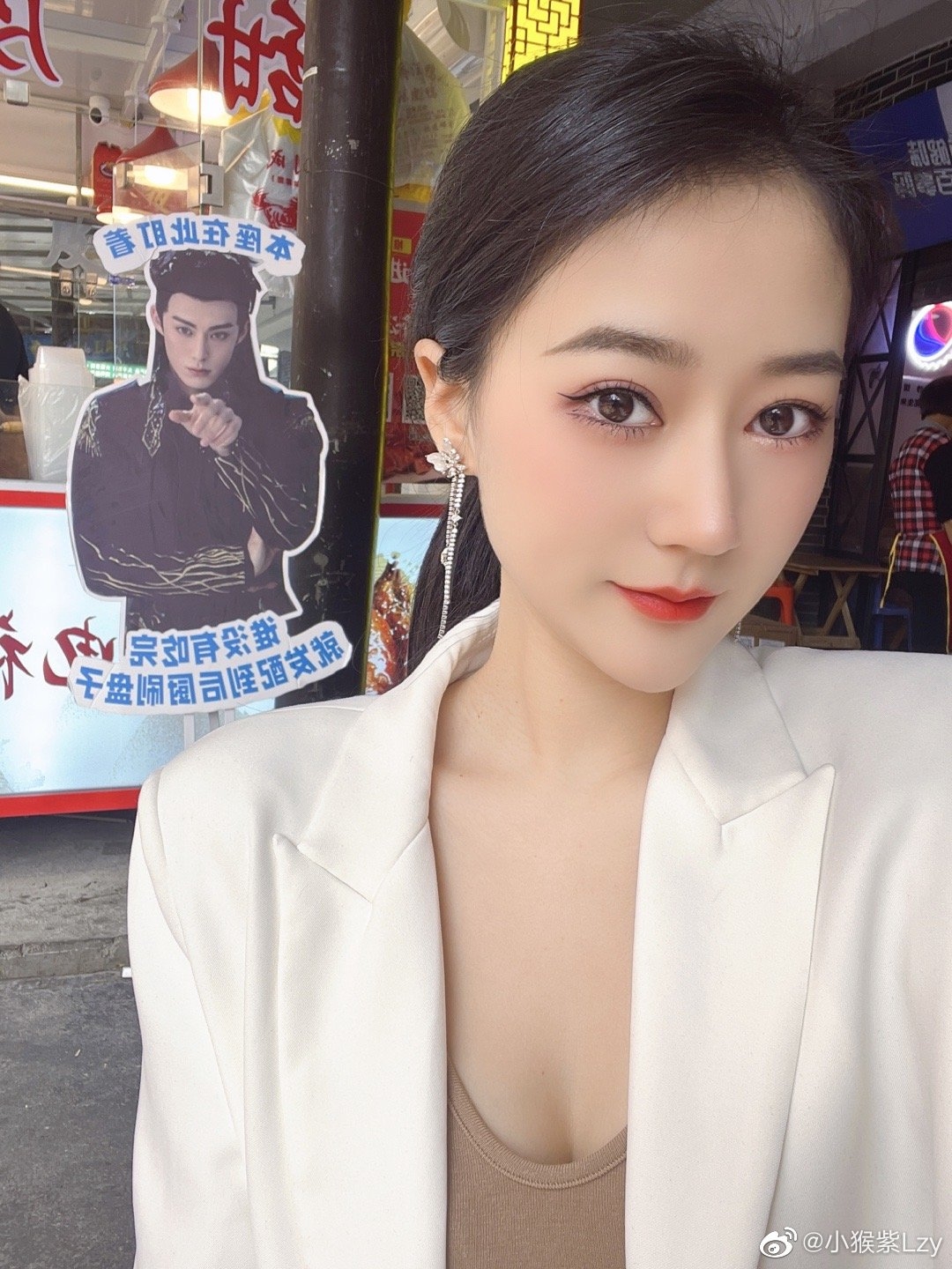 跟尊上來張合照是一定要的啦！