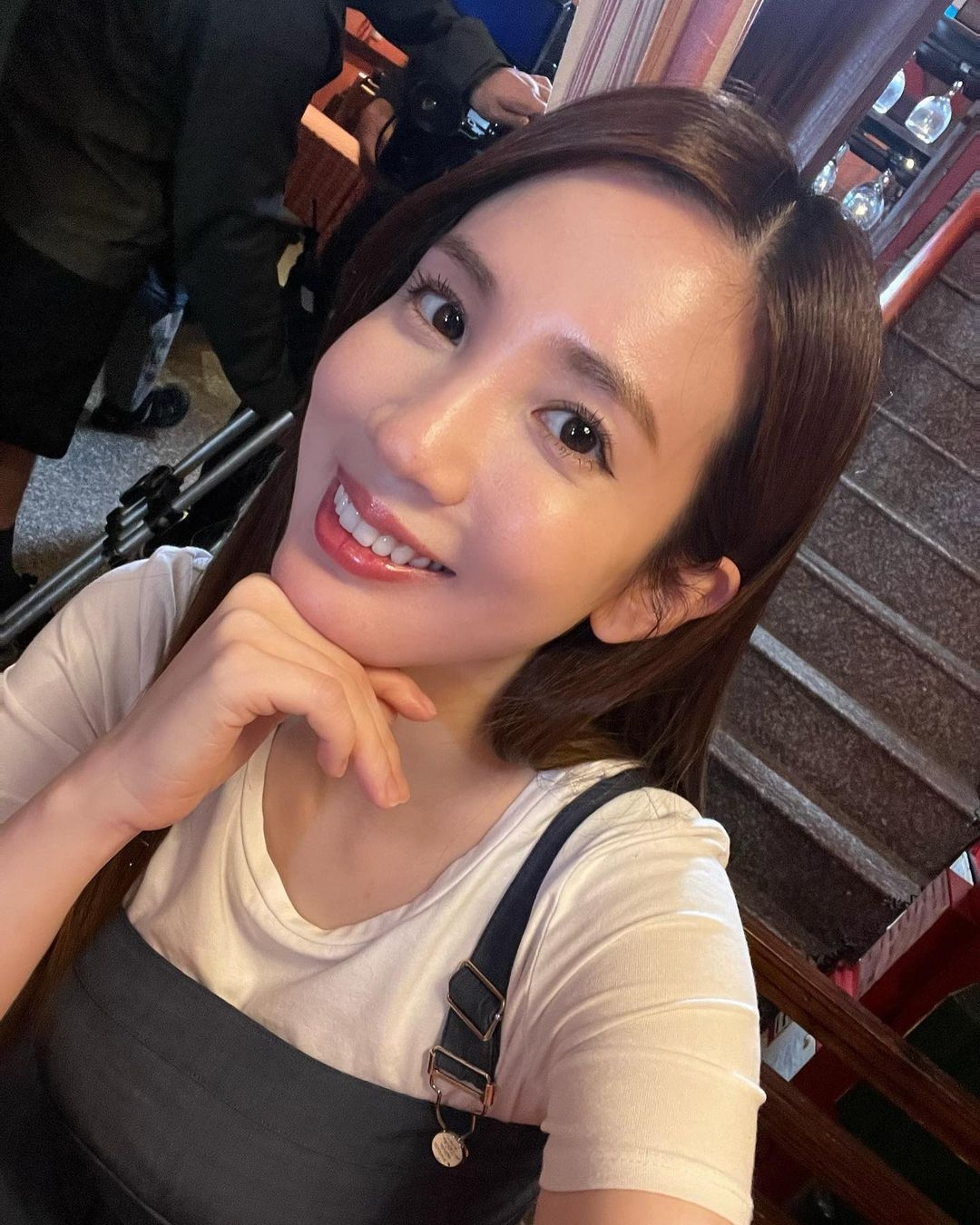 愛雅以百字內容寫下一封給丈夫的信