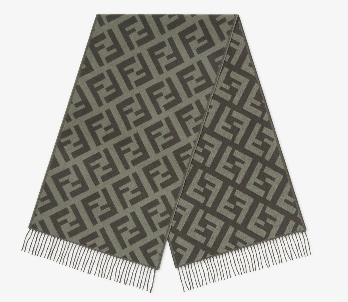 FF綠色羊絨圍巾,NT$ 29,500