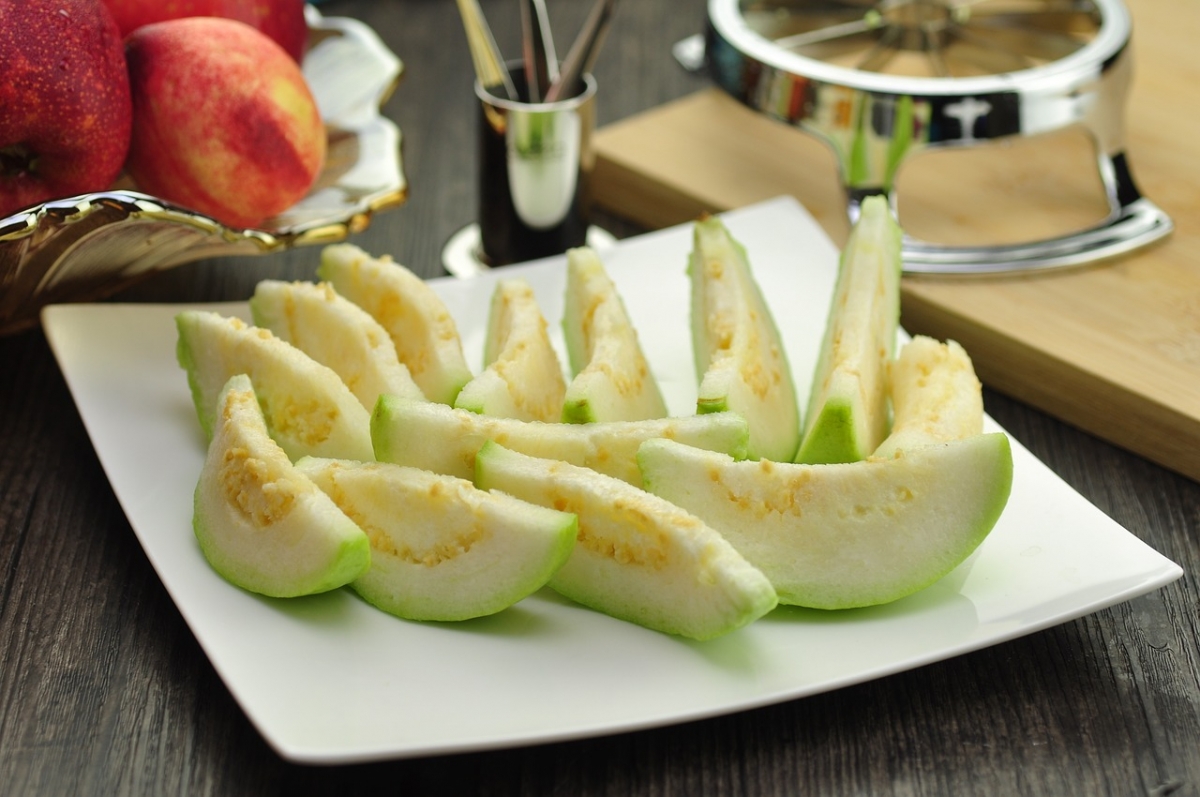 大家會連籽帶皮吃芭樂嗎？